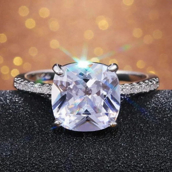 18K White Gold 4 Carat Solitaire Engagement Ring - Picture 1 of 10